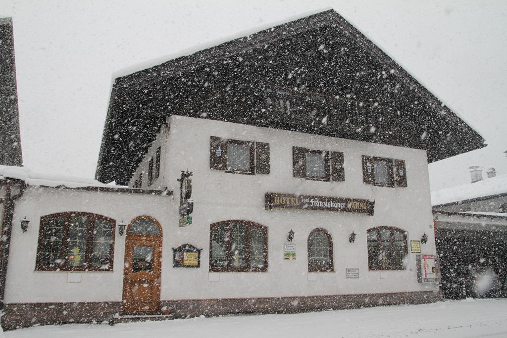 Zum Franziskaner グライナウ エクステリア 写真
